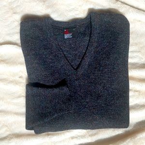 Robert Bruce V-Neck Sweater